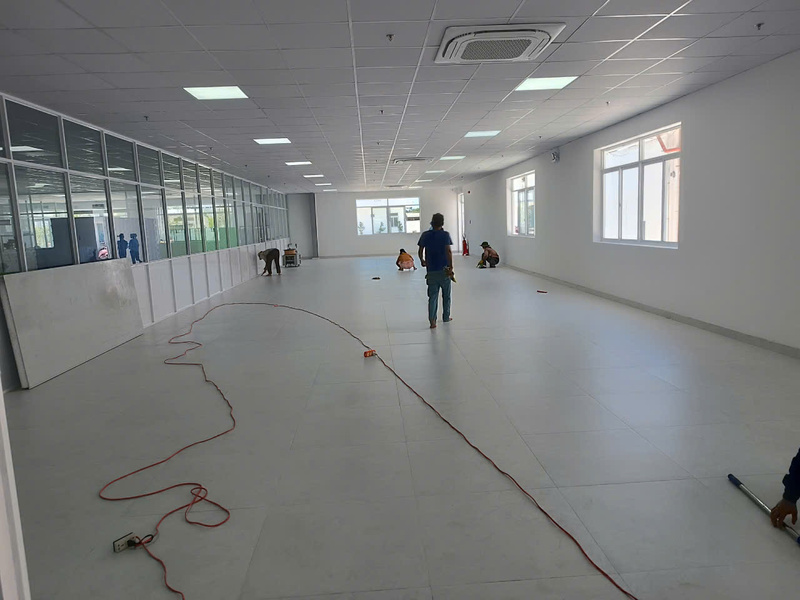 Dịch vụ phủ bóng sàn đá